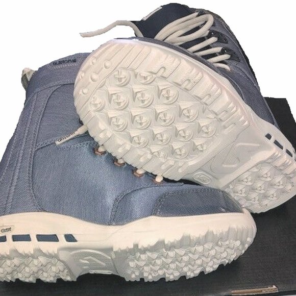 NEW Burton Restricted Sapphire Snowboard Boots! 5.5 Euro 36 Denim Blue - Picture 3 of 4